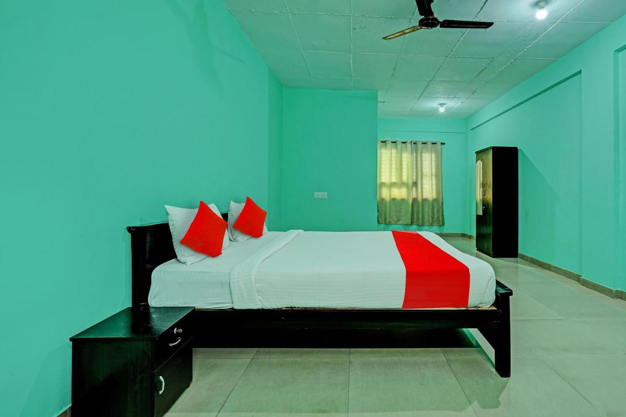 Super Collection O Druvi Corporate Hotel Kammasandra Екстер'єр фото